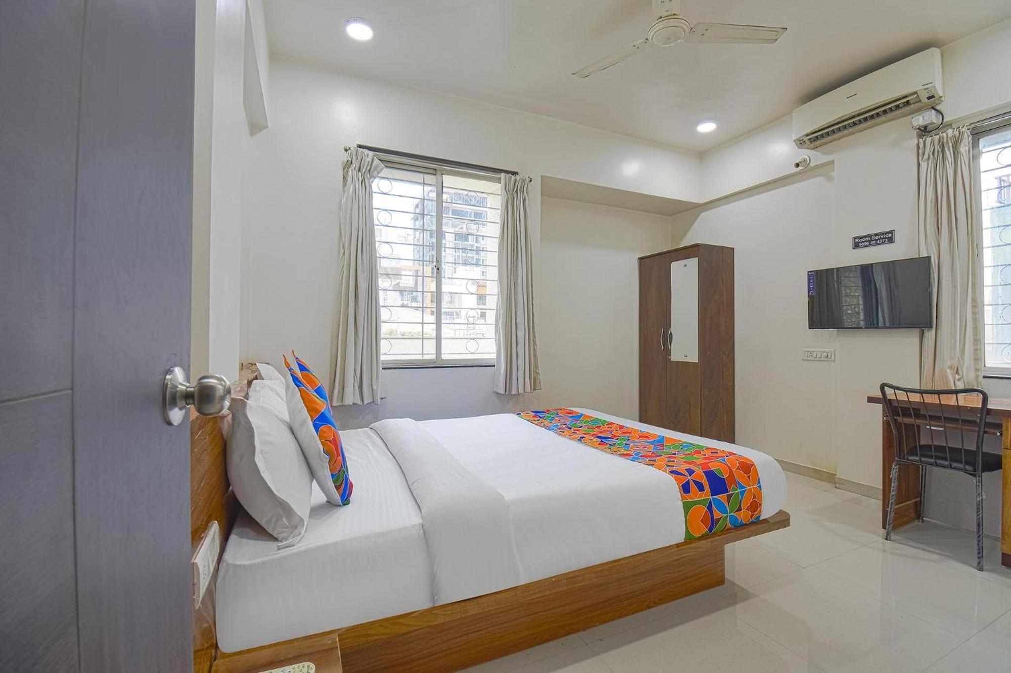 Fabhotel Skylight Studio Rooms - Nr Mcf Camp Pune Zewnętrze zdjęcie