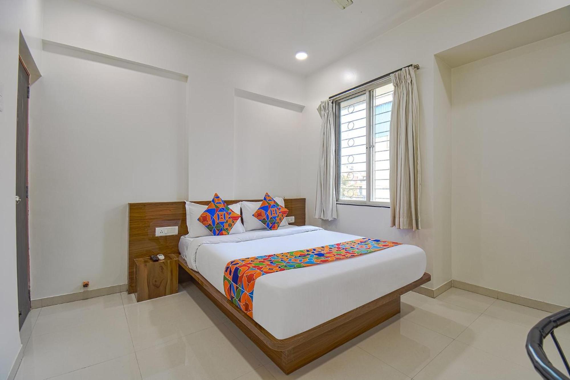 Fabhotel Skylight Studio Rooms - Nr Mcf Camp Pune Zewnętrze zdjęcie