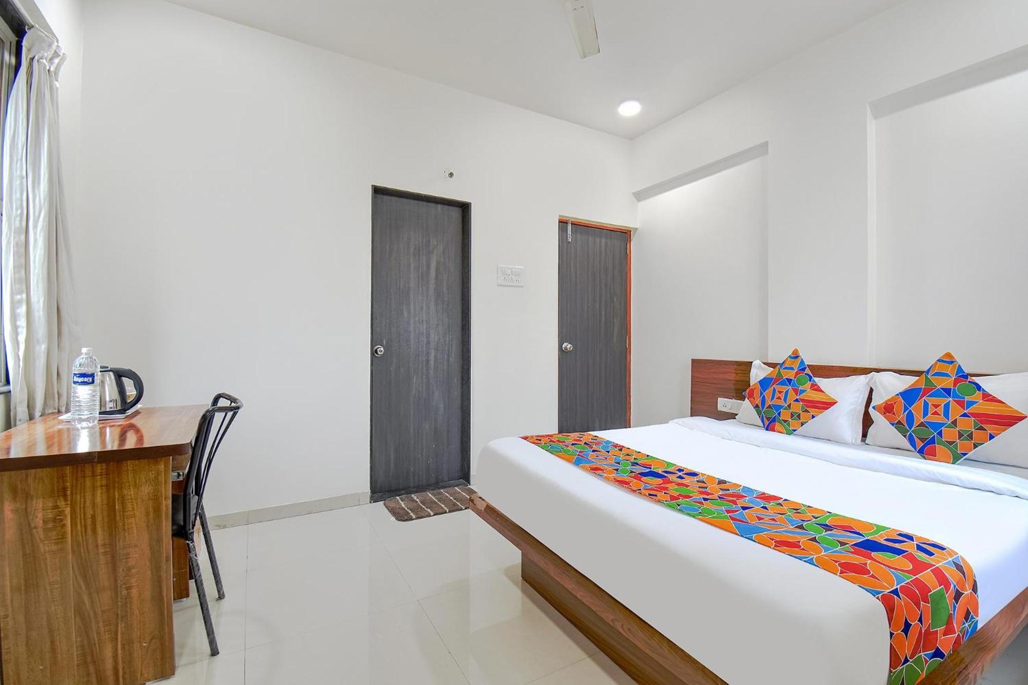 Fabhotel Skylight Studio Rooms - Nr Mcf Camp Pune Zewnętrze zdjęcie